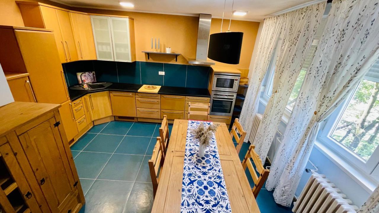 Apartman Jelena II Apartment Sremska Mitrovica Exterior photo