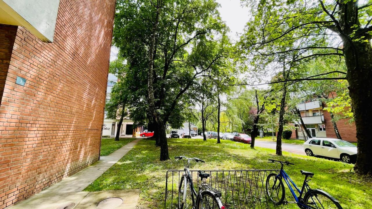 Apartman Jelena II Apartment Sremska Mitrovica Exterior photo